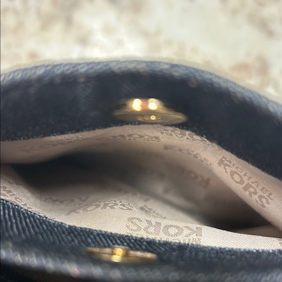 Michael Kors Denim and brown leather Shoulder Bag - Picture 6 of 6